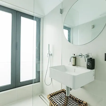 Downtown Duplex W/ Amazing Terrace By Lovelystay *