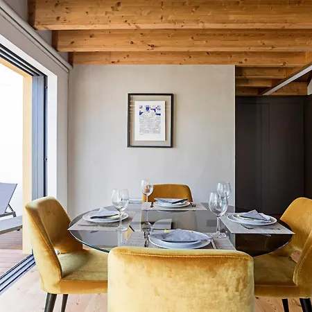 Downtown Duplex W/ Amazing Terrace By Lovelystay Lägenhet Oporto