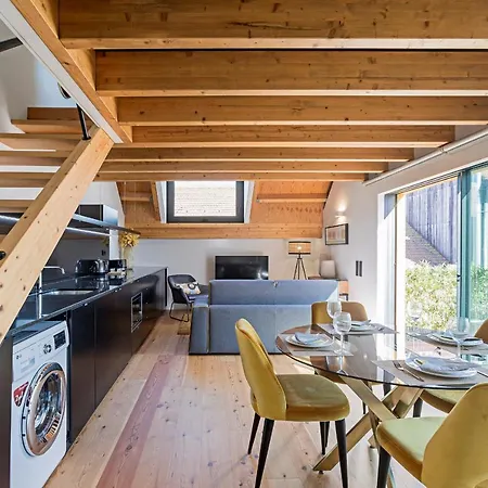 Lägenhet Downtown Duplex W/ Amazing Terrace By Lovelystay Oporto