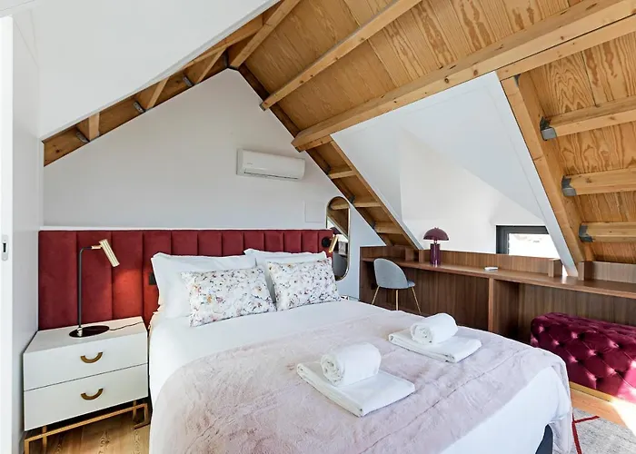 Appartamento Downtown Duplex W/ Amazing Terrace By Lovelystay Oporto