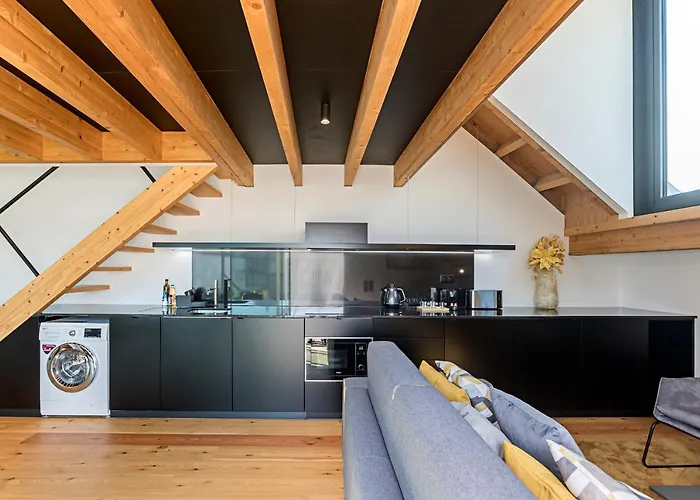 公寓 Downtown Duplex W/ Amazing Terrace By Lovelystay