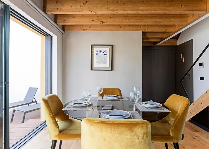 Downtown Duplex W/ Amazing Terrace By Lovelystay 公寓 波尔图