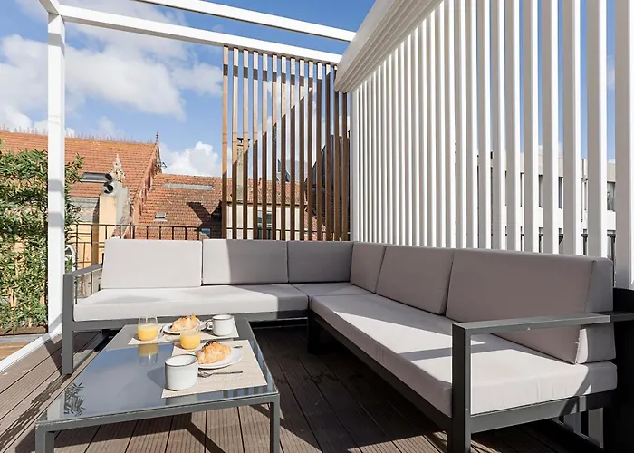 Downtown Duplex W/ Amazing Terrace By Lovelystay 波尔图